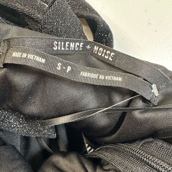 NWOT Silence + Noise Women’s Black Glitter Ashton Halter Jumpsuit - Size Small - Picture 4 of 8